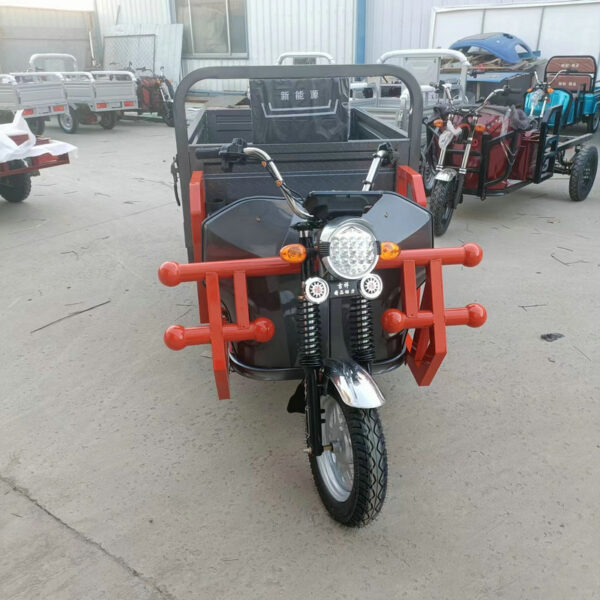 XCY-QD020 1.6m New Energy Electric Tricycle with Configuration Table - Image 2