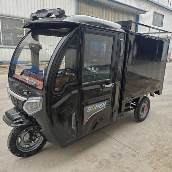 XCY-QD010 New Energy Electric Tricycle Courier Handlebar Style