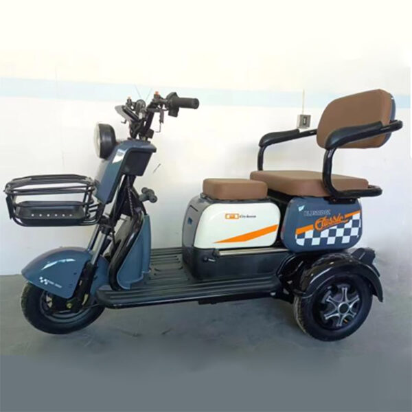 XCY-QD026 New Energy Electric Tricycle with Cool Luxury Type